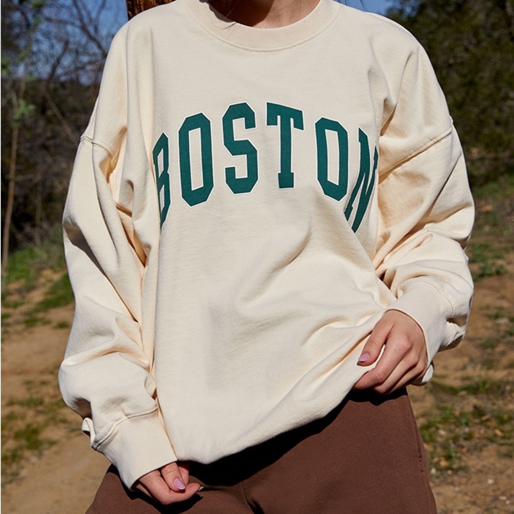 Brandy melville oversized cream Erica Boston sweatshirt